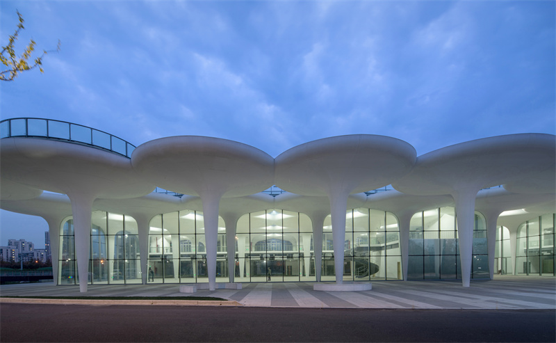 健身中心夜景【Night view of fitness center】.jpg