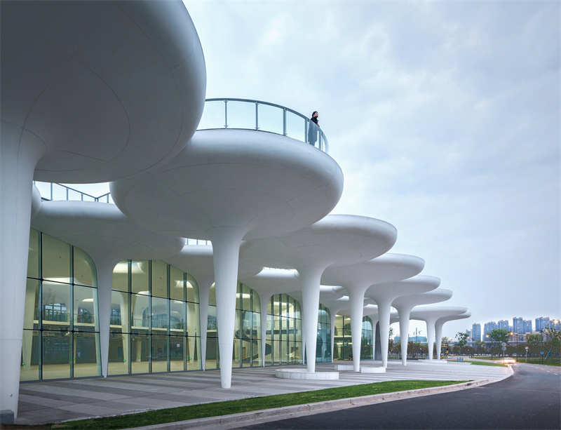 面朝公园一侧开放的空间【Open space facing the side of the park】.jpg